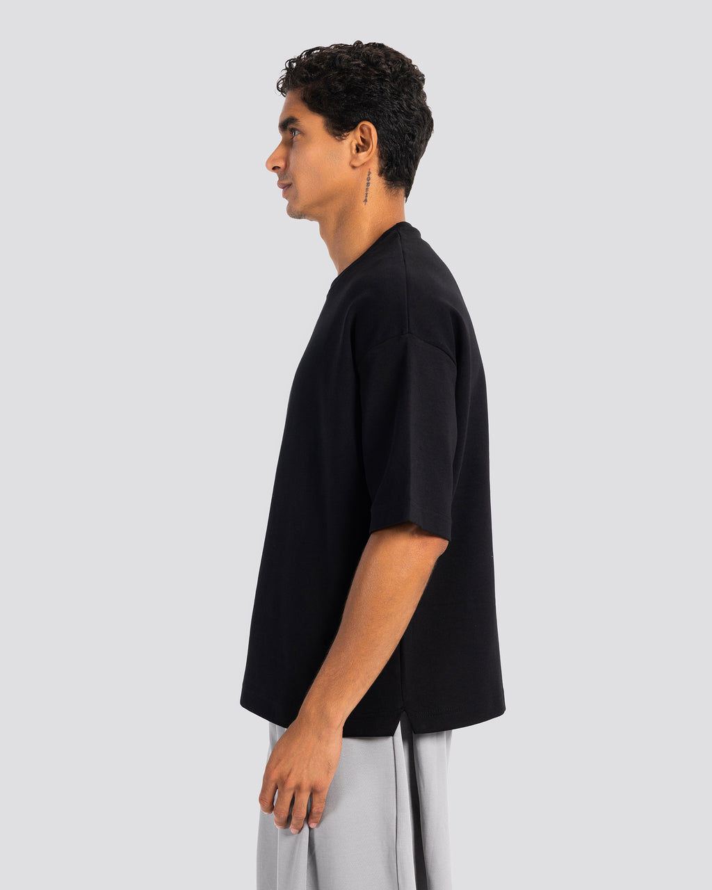 BOX T-Shirt – Black – Anti Basic streetwear Egypt (photo 2)