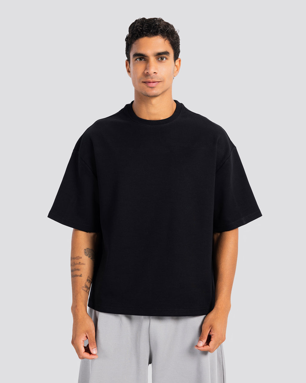 Boxy-Fit Main Ant! T-shirt - Black