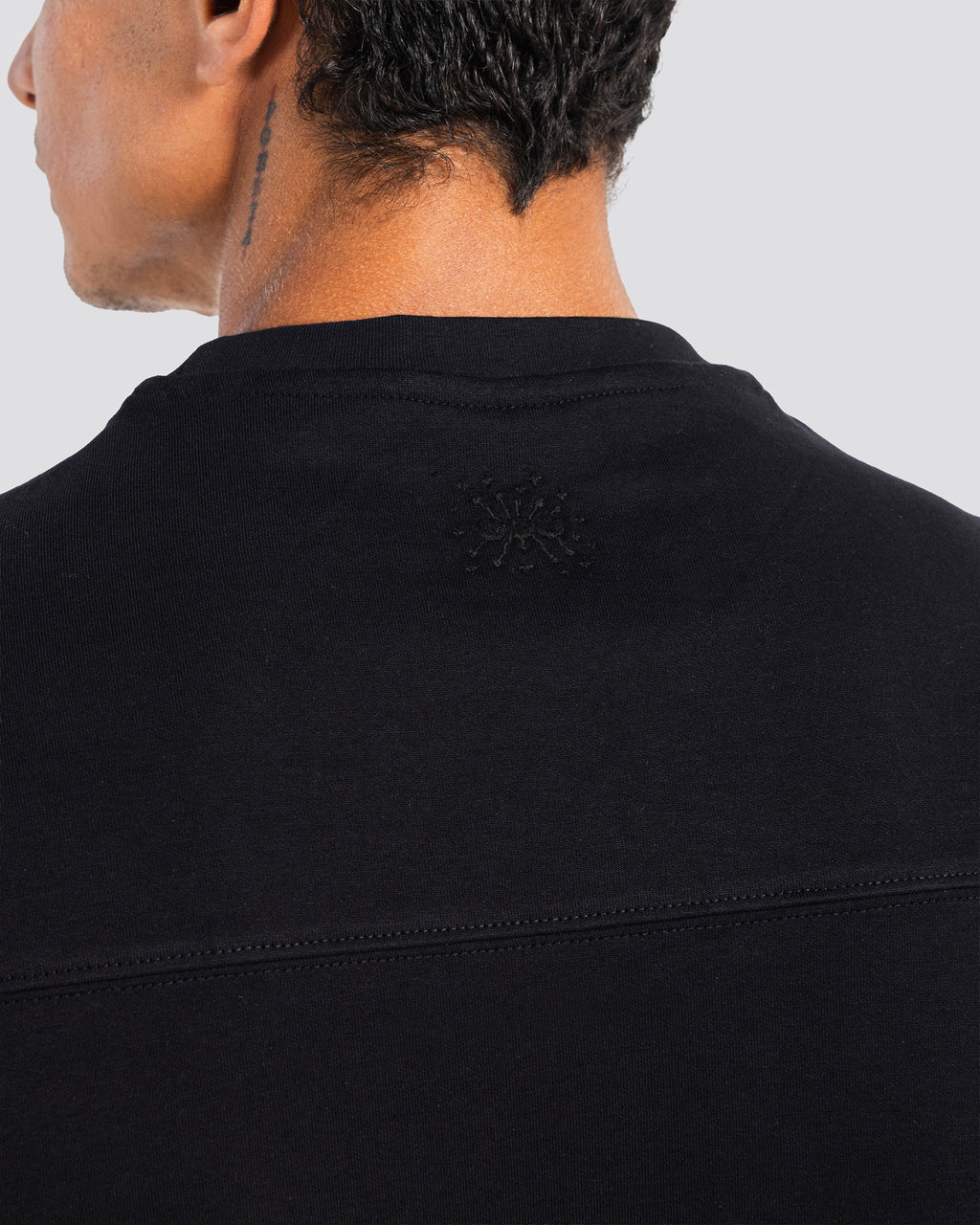 Boxy-Fit Main Ant! T-shirt - Black