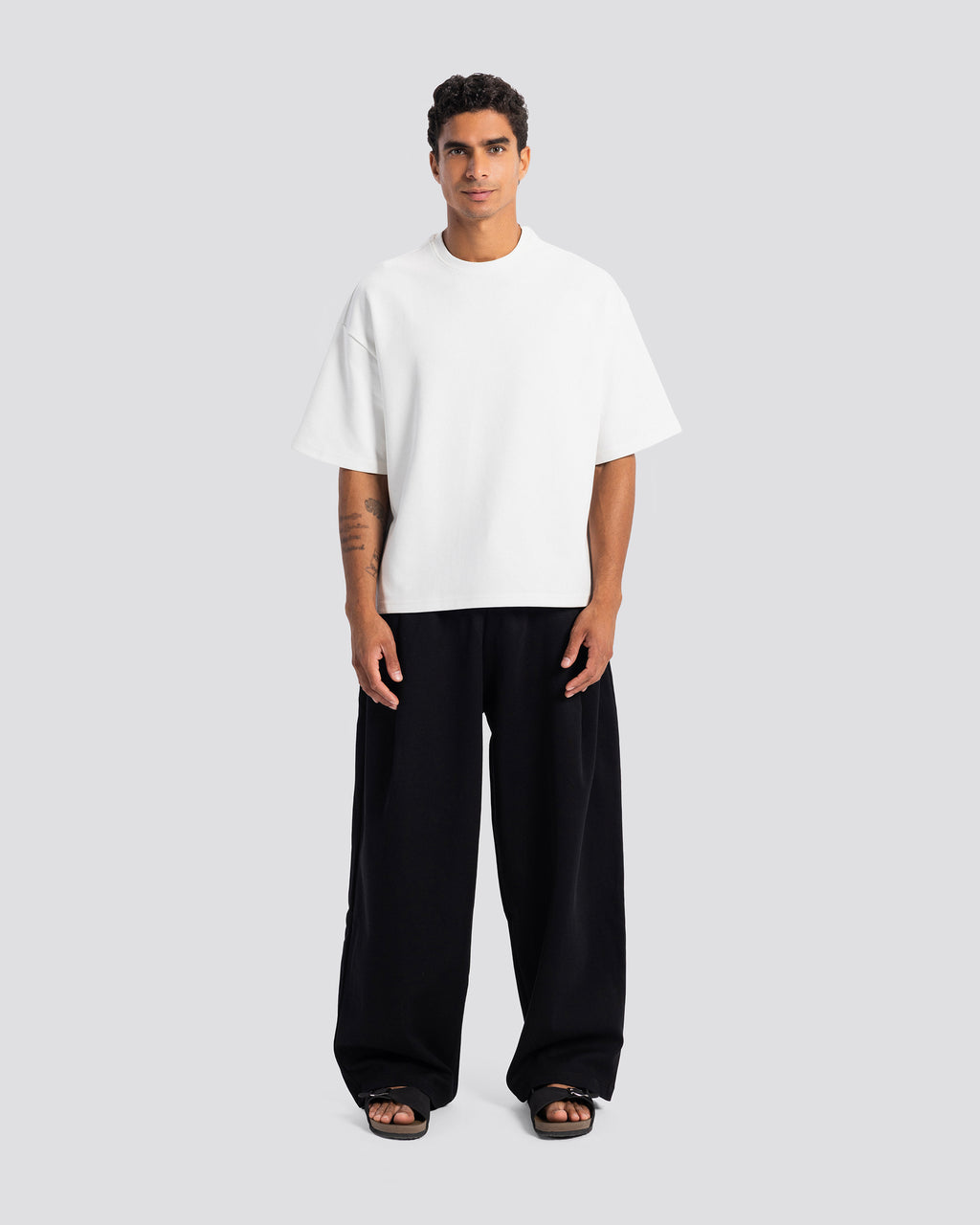 Boxy-Fit Stitched T-Shirt – Off White – Anti Basic streetwear Egypt (photo 1)