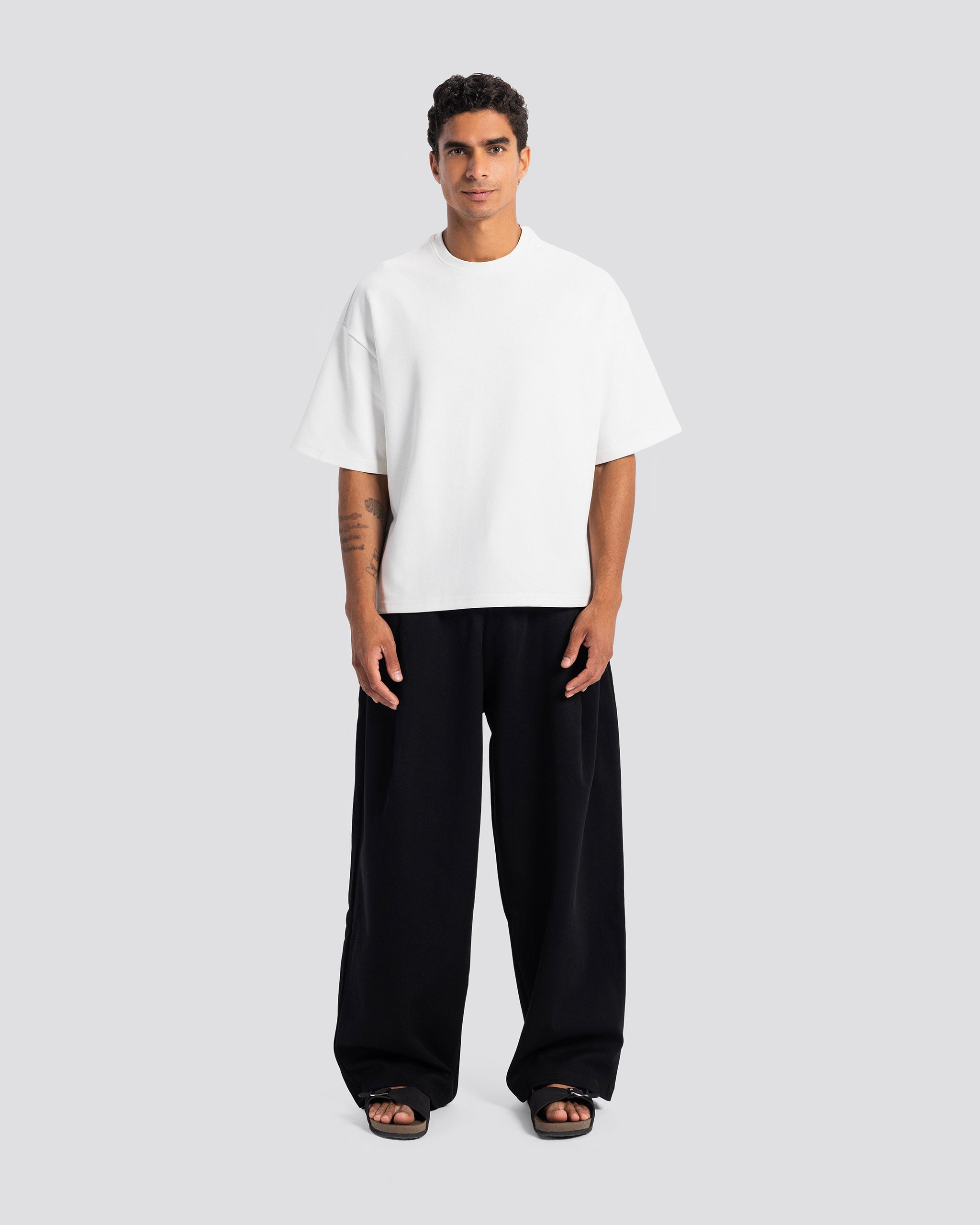 Boxy-Fit Stitched T-Shirt – Off White – Anti Basic streetwear Egypt (photo 1)
