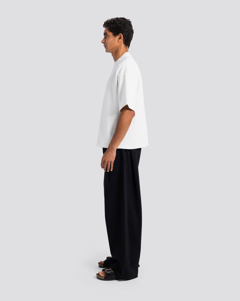 Boxy-Fit Stitched T-Shirt – Off White – Anti Basic streetwear Egypt (photo 2)