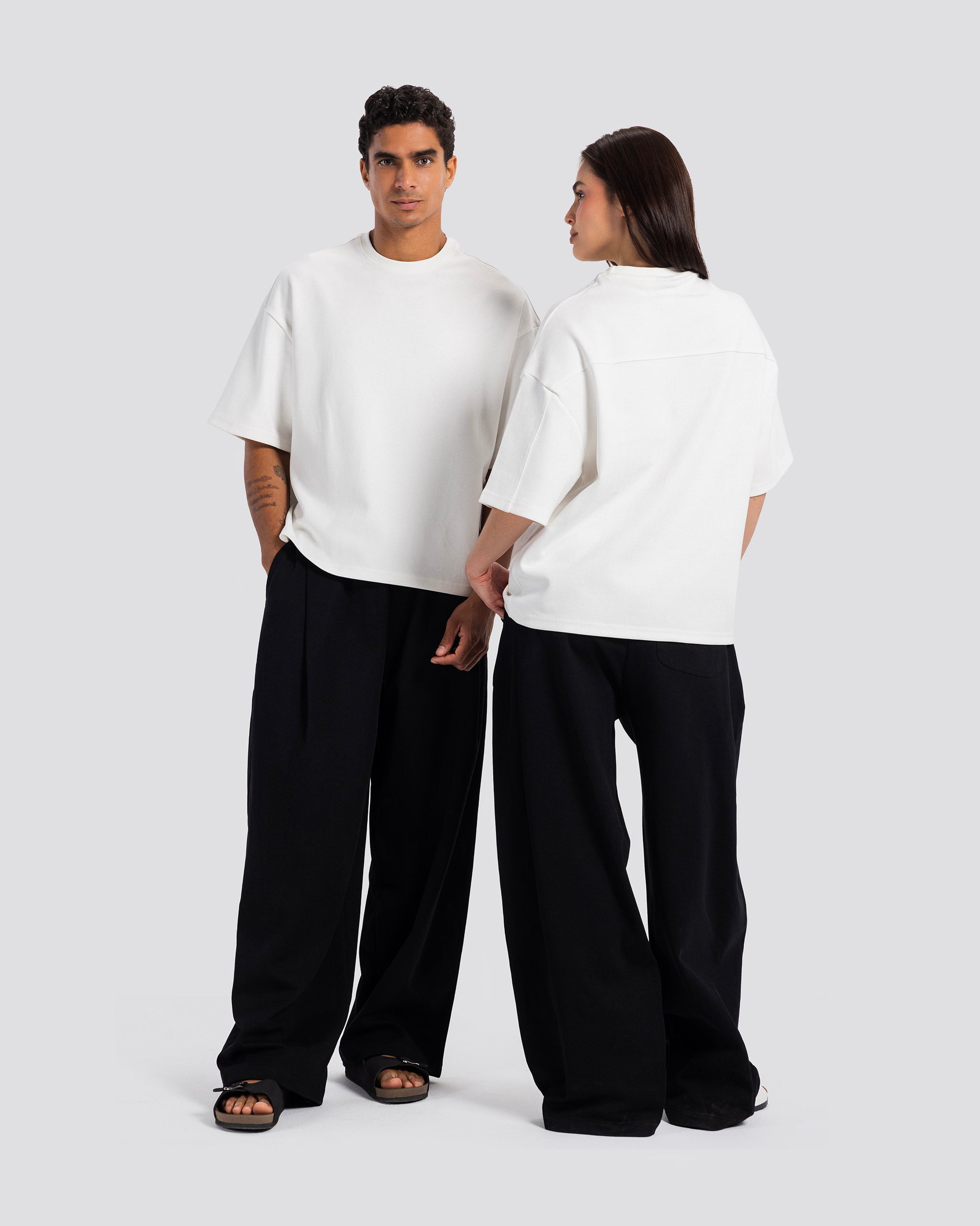 Boxy-Fit Stitched T-Shirt – Off White – Anti Basic streetwear Egypt