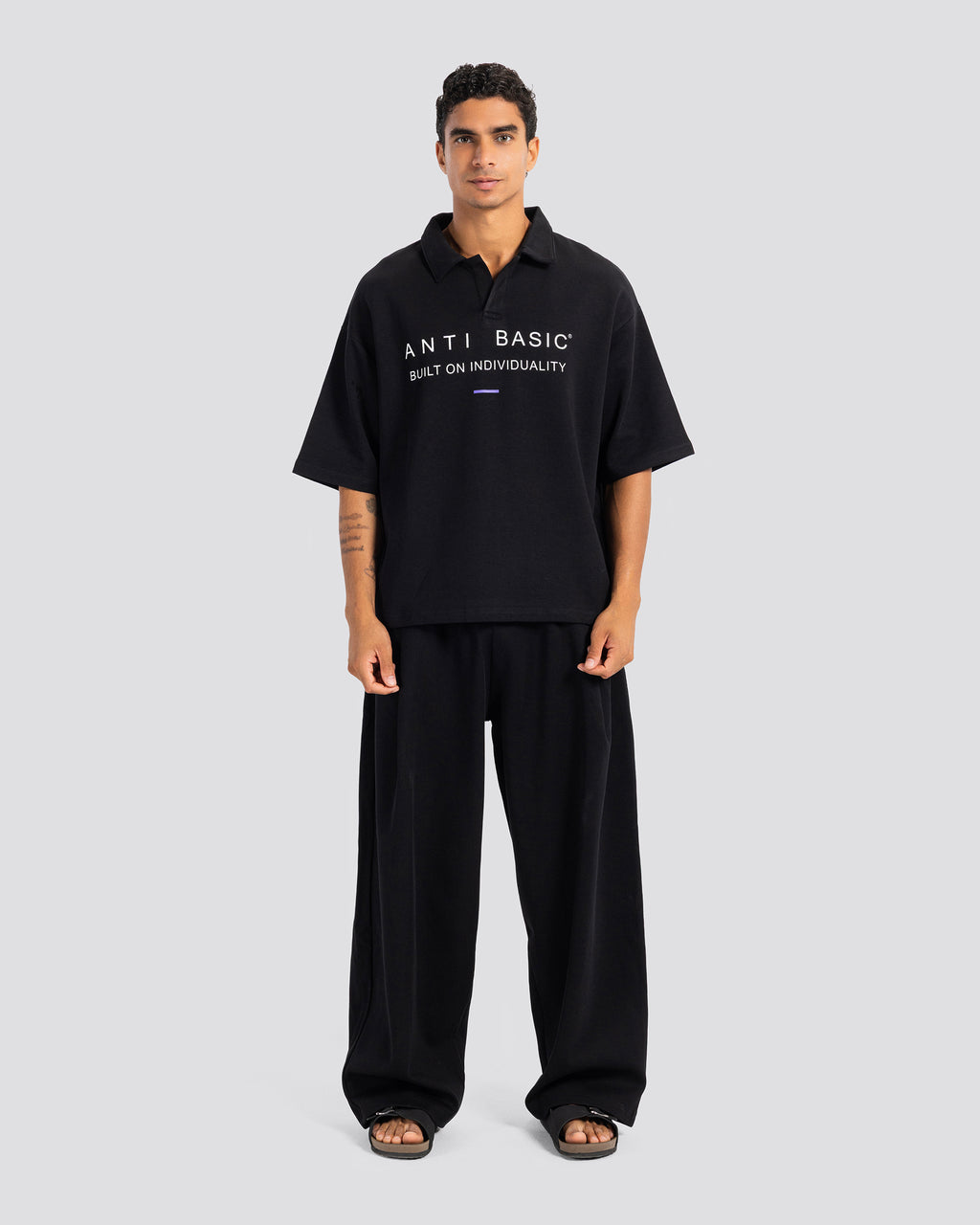 Printed Short-Sleeve Polo Shirt – Anti Basic streetwear Egypt (photo 1)