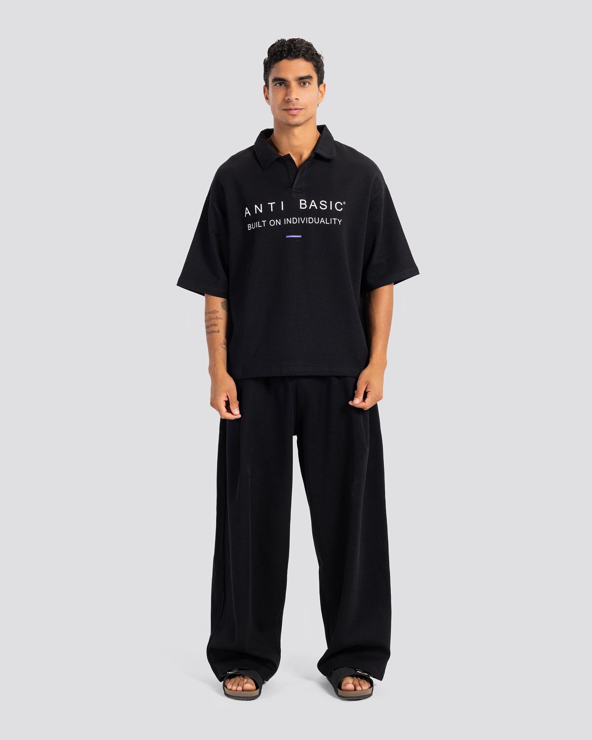 Printed Short-Sleeve Polo Shirt – Anti Basic streetwear Egypt (photo 1)