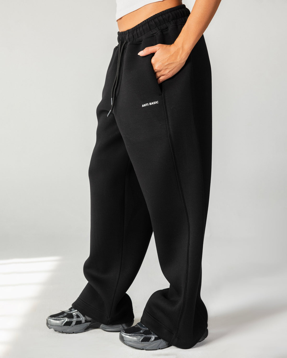 Flexi Baggy Fit Sweatpants – Black – Anti Basic streetwear Egypt (photo 14)