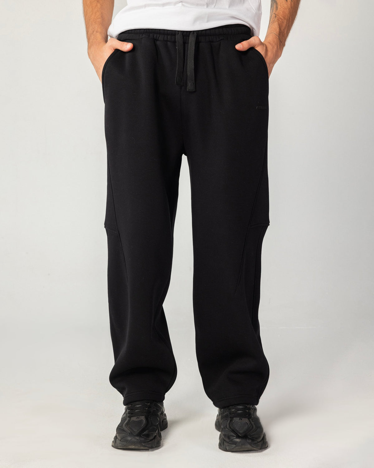 Melton Balloon Fit Sweatpants – Black – Anti Basic streetwear Egypt (photo 2)