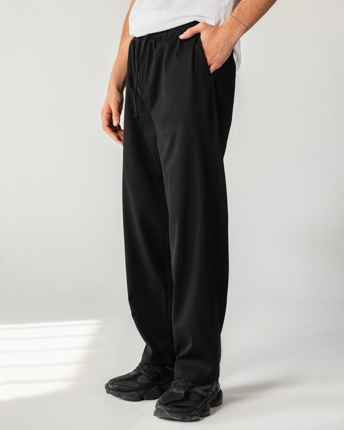Textured Wide Leg Pants – Black – Anti Basic streetwear Egypt (photo 3)